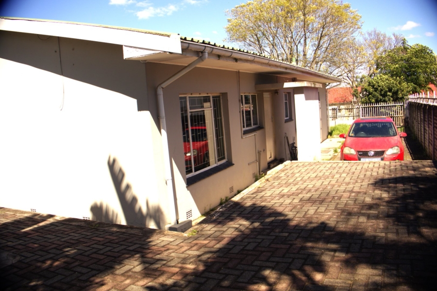 3 Bedroom Property for Sale in King Williams Town Central Eastern Cape